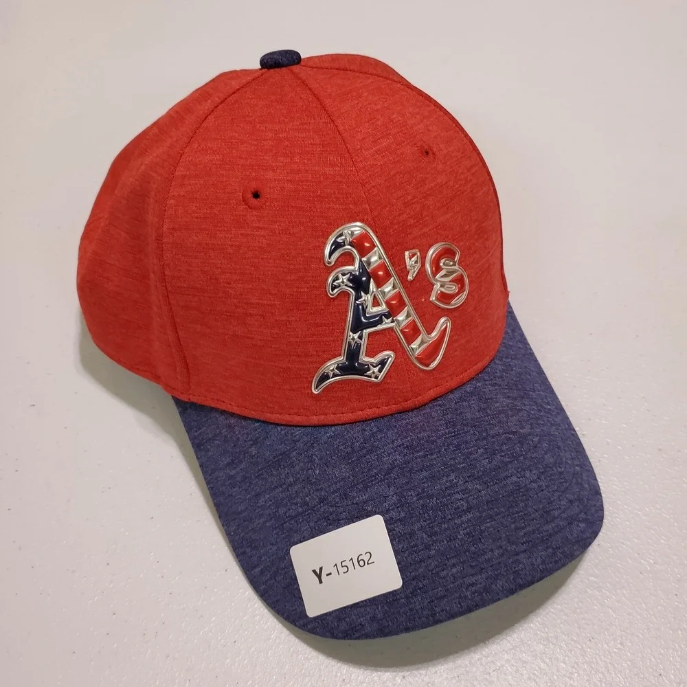 Oakland Athletics Men Hat OS Red Logo American‎ Flag New Era Adjustable Straps